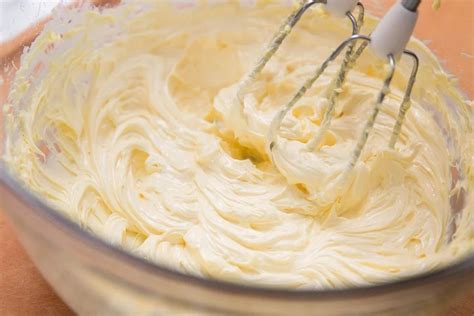 Как загустить сметанный крем для торта
