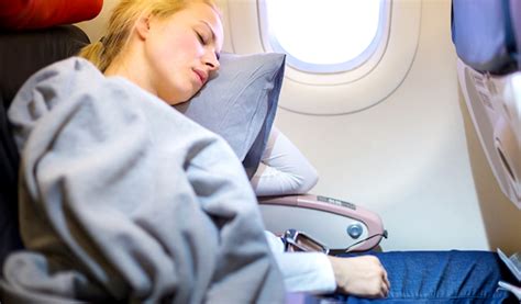 Как уснуть в самолете