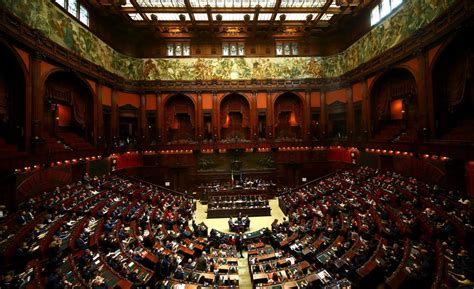 Парламент италии