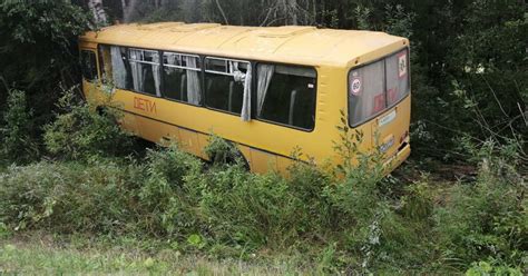 Спасали жизнь детям их нашли в школьном автобусе под землей фильм