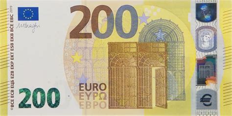25000 евро
